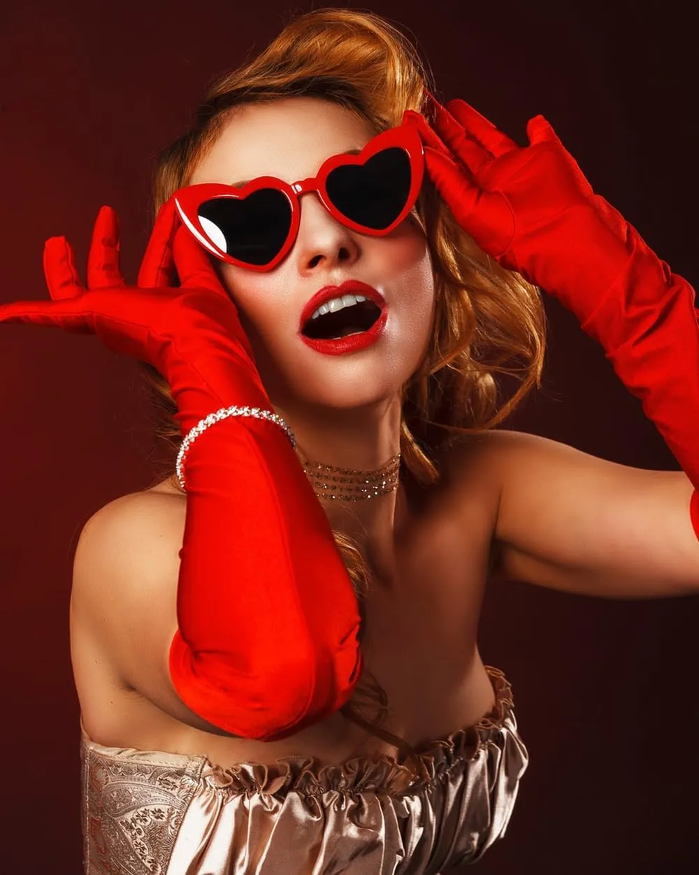 Armear Women Retro Heart Shaped Sunglasses Vintage Cute Oversized Love Lady Girls Eyewear