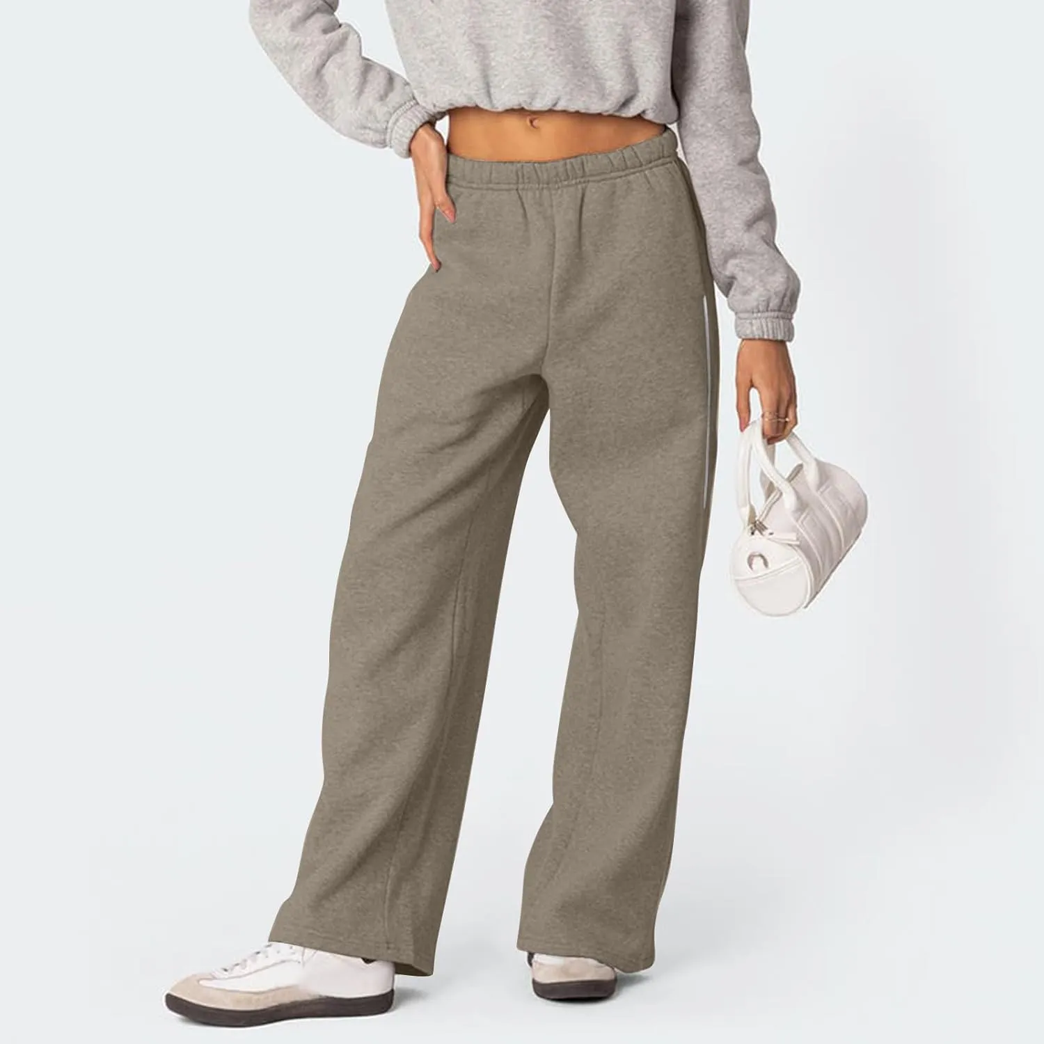 Baggy Sweatpants Women Wide Leg Low Rise Fleece Straight Leg Sweatpants Lightweight Soft Cotton Joggers w/Pockets