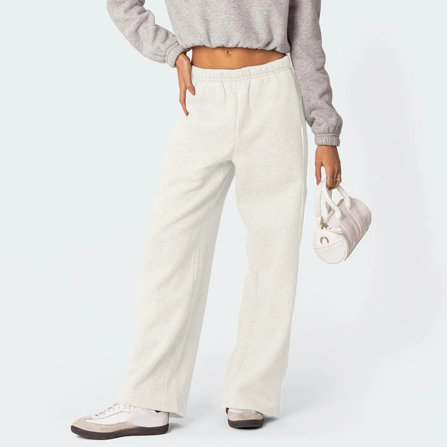 Baggy Sweatpants Women Wide Leg Low Rise Fleece Straight Leg Sweatpants Lightweight Soft Cotton Joggers w/Pockets
