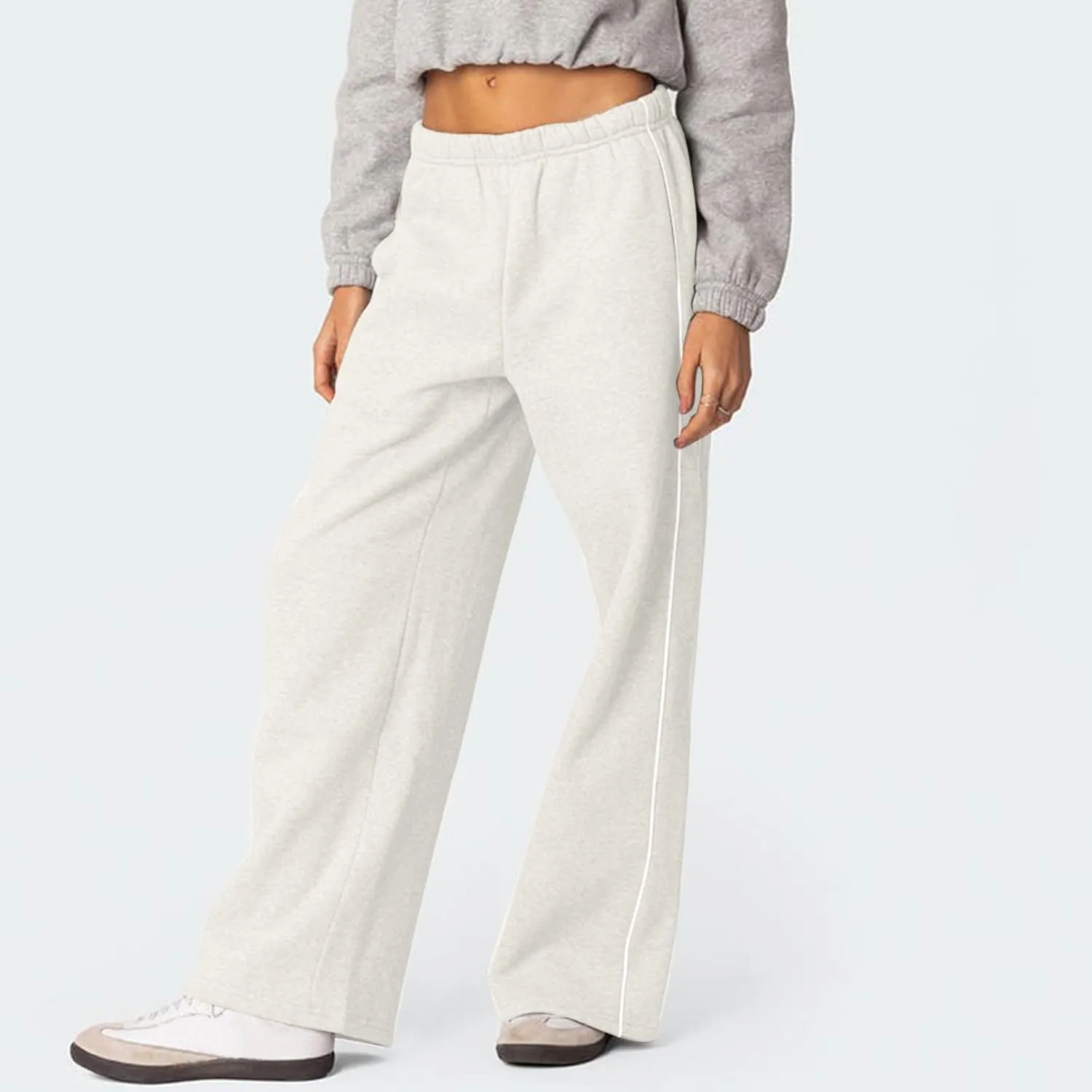 Baggy Sweatpants Women Wide Leg Low Rise Fleece Straight Leg Sweatpants Lightweight Soft Cotton Joggers w/Pockets