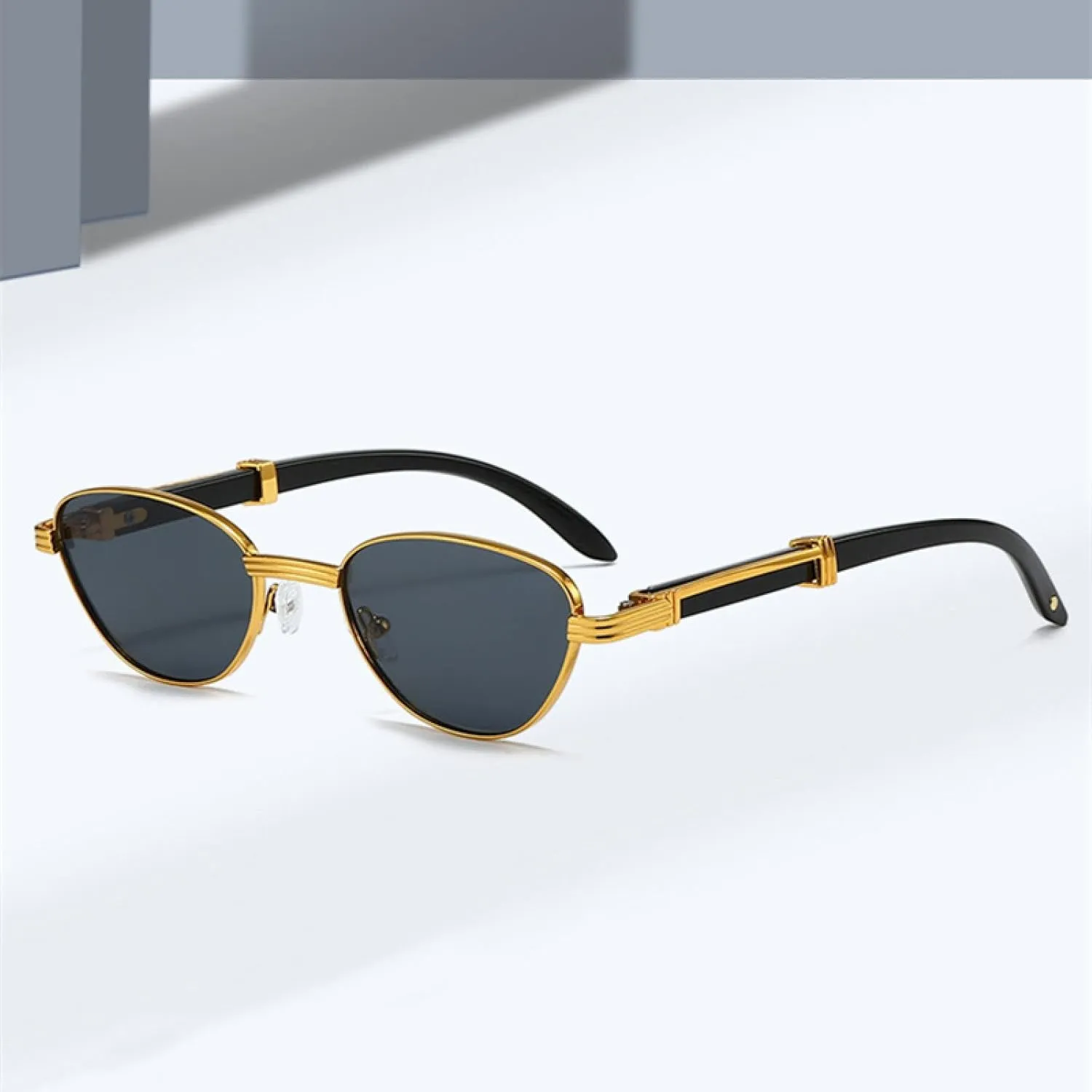 Retro Small Cat Eye Women Luxury Sunglasses Fashion Clear Gradient Lens Shades Uv400 Men Sun Glasses