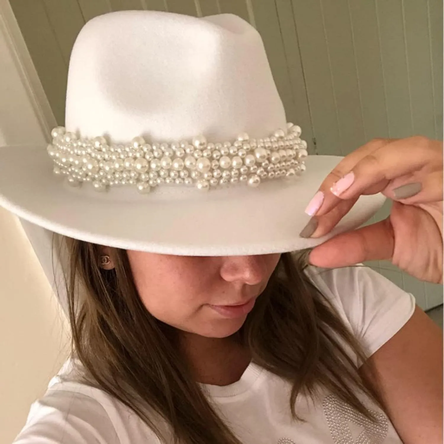 Trendy Hat Casual Men Women Pearled Wide Hat Cashmere Spring, Fall, Winter Travel Bowler Dress Hat