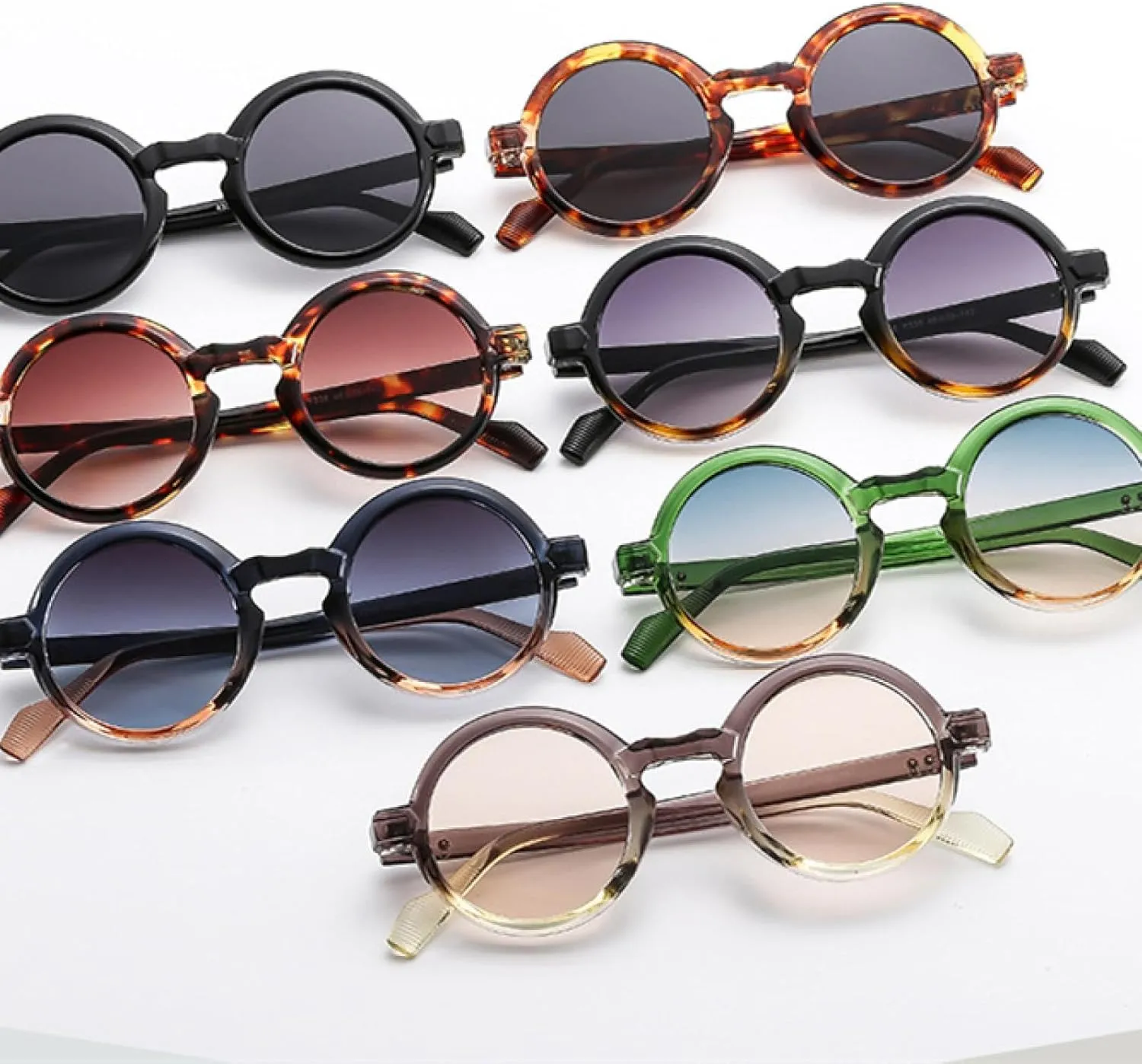 Trendy Round Punk Sunglasses for Women Outdoors Luxury Gradient Lens Uv400