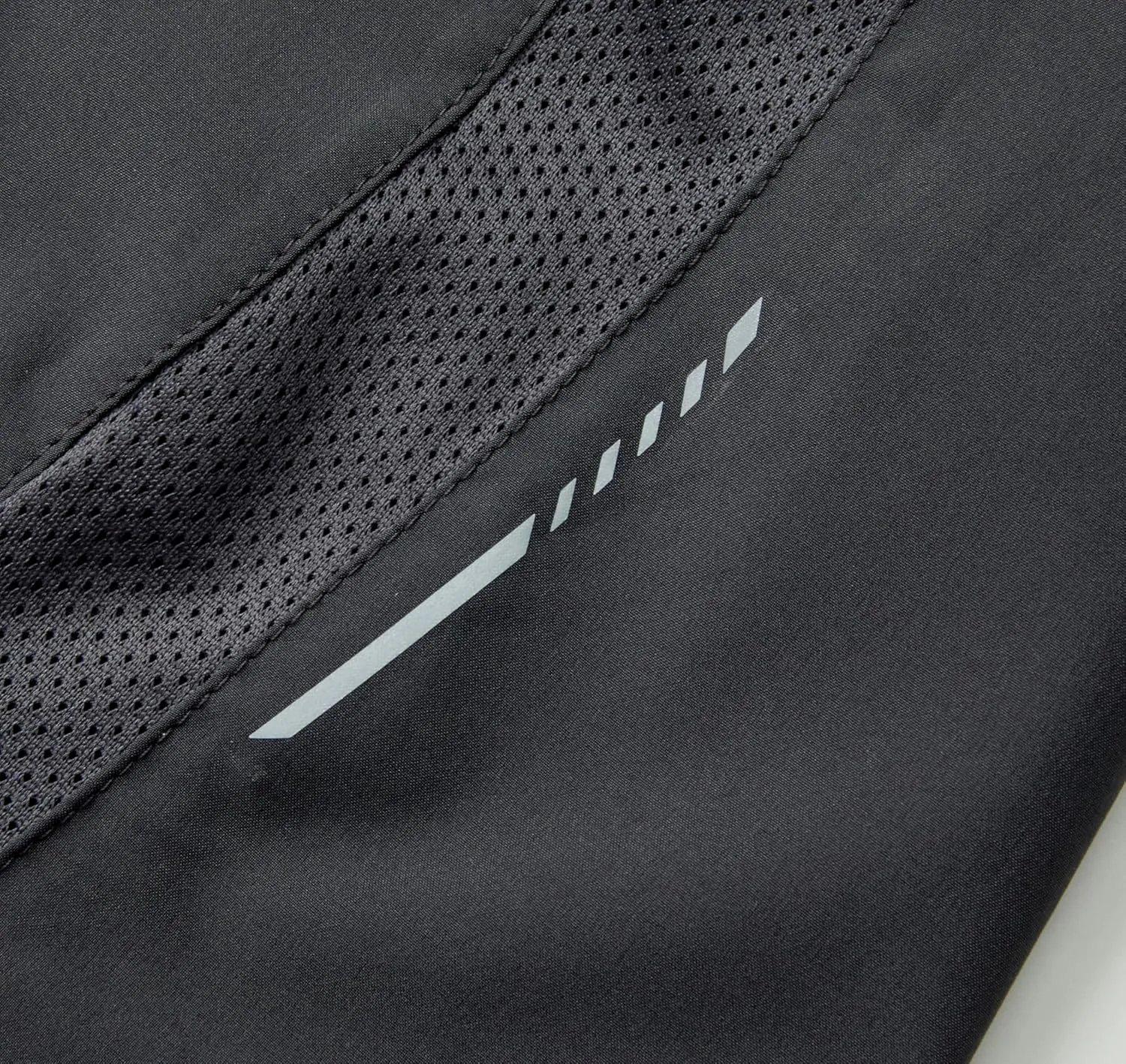 urbciety Men's Quick Dry Running Shorts Zipper Pockets Athletic Gym Shorts Workout Jogging Quick-Dry Drawstrings 7 Inch