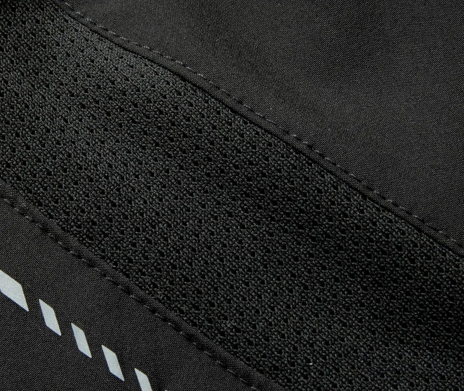 urbciety Men's Quick Dry Running Shorts Zipper Pockets Athletic Gym Shorts Workout Jogging Quick-Dry Drawstrings 7 Inch