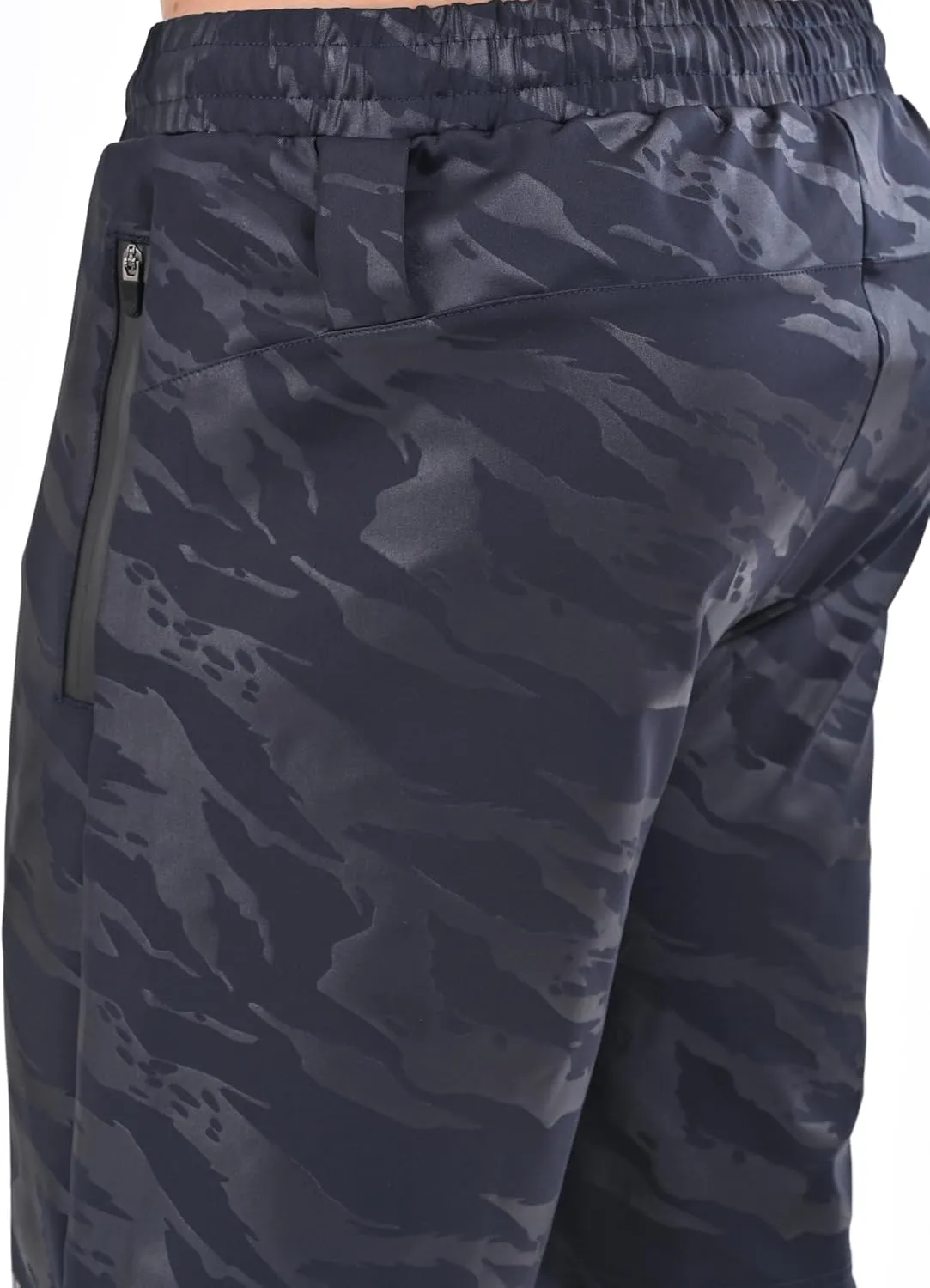 VIROH Men's Camouflage Athletic Shorts with Quick-Dry Fabric, Zipper Pockets, Shorts
