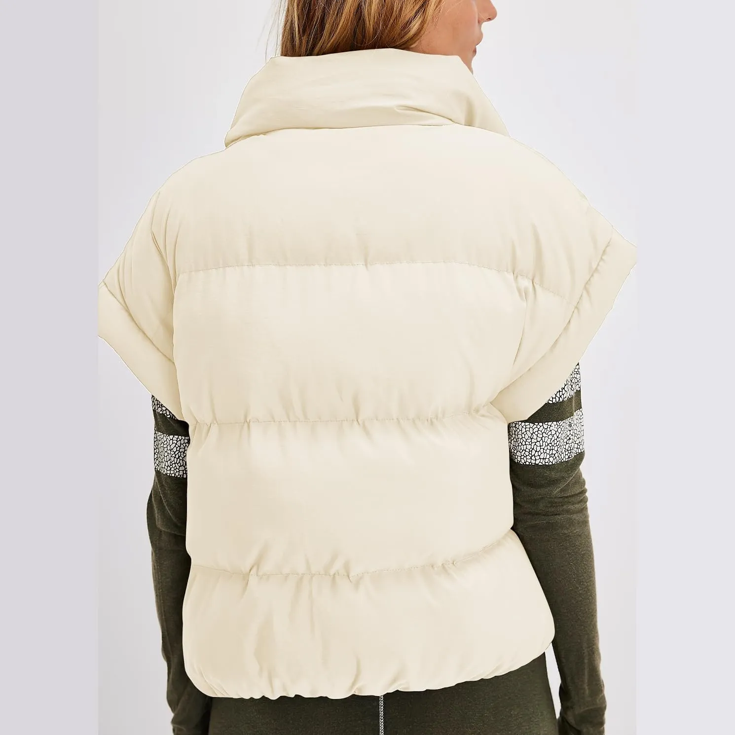 Womens Cropped Puffer Vest Oversized Padded Jackets Stand Collar Cap Sleeve Zip Up Vest Coat Winter Outfits